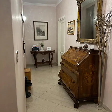 Classico Vista Fiume E Collina Apartman *