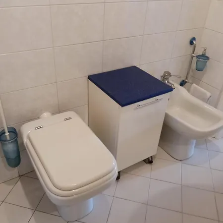Classico Vista Fiume E Collina Apartman *